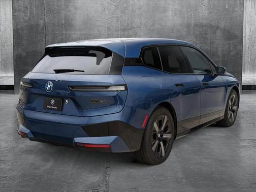 2025 BMW iX M60