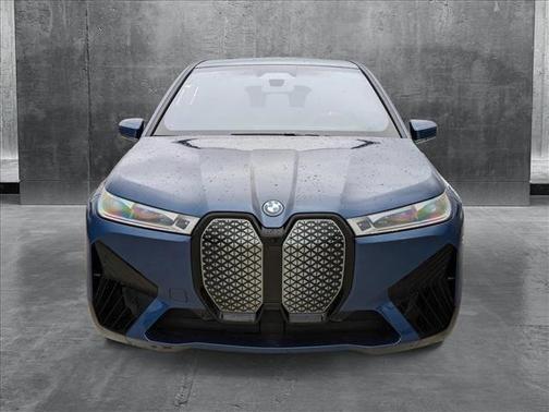 2025 BMW iX M60