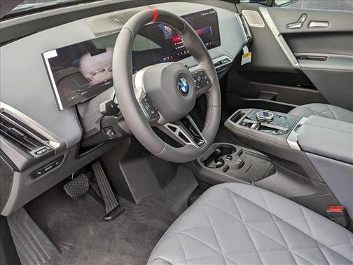 2025 BMW iX M60