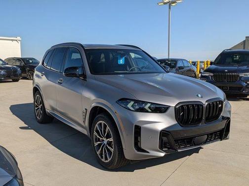 2026 BMW X5 M60i