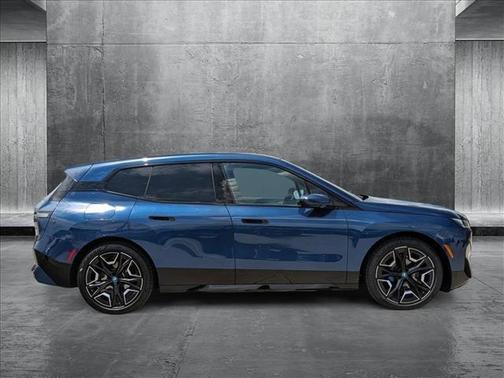 2025 BMW iX M60