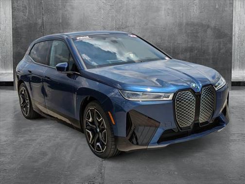 2025 BMW iX M60
