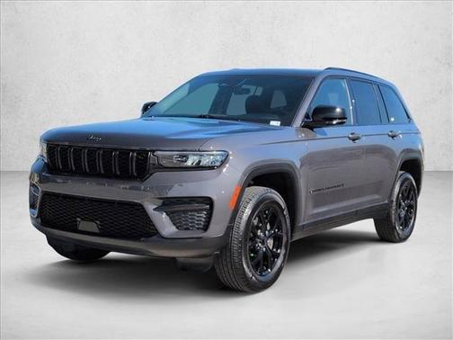 2025 Jeep Grand Cherokee Laredo