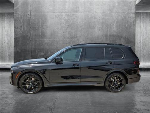 2026 BMW X7 M60i