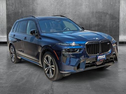2024 BMW X7 M60i