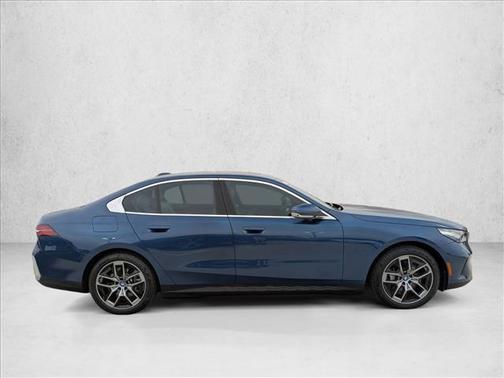 2024 BMW i5 eDrive40