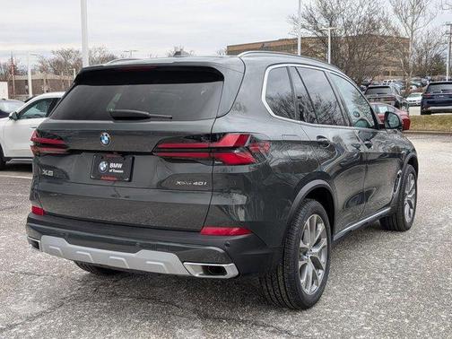 Gray Metallic 2026 BMW X5 xDrive40i