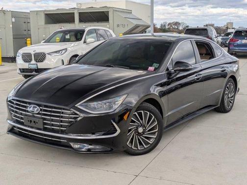 2023 Hyundai SONATA Hybrid Limited