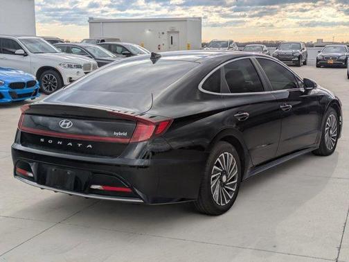 2023 Hyundai SONATA Hybrid Limited