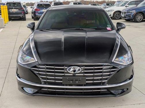 2023 Hyundai SONATA Hybrid Limited