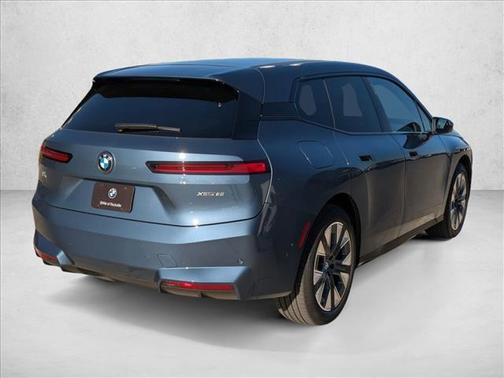 2026 BMW iX xDrive60