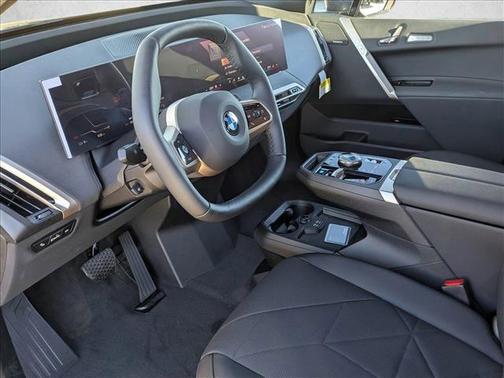 2026 BMW iX xDrive60