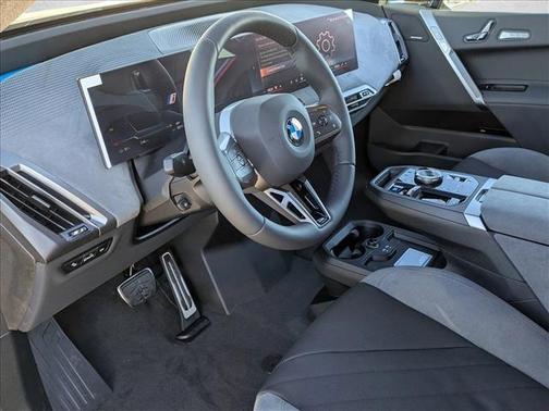 2026 BMW iX xDrive45