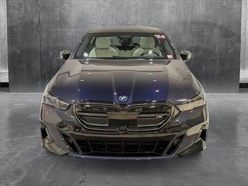 2024 BMW i5 M60