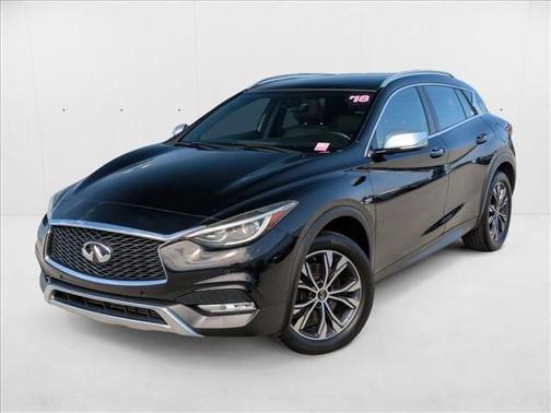 2018 INFINITI QX30 Premium