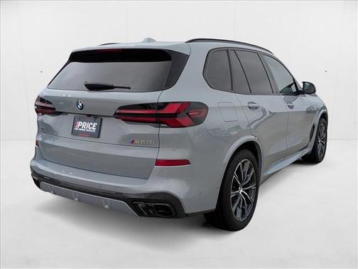 2025 BMW X5 M60i