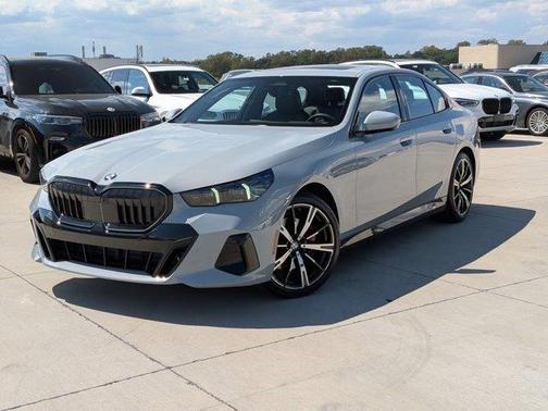 2025 BMW 530 i xDrive