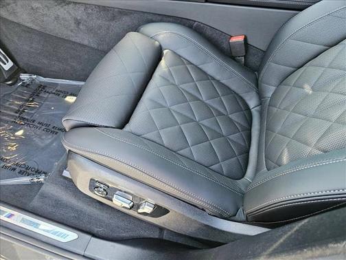 Manhattan Green Metallic 2026 BMW X5 xDrive40i