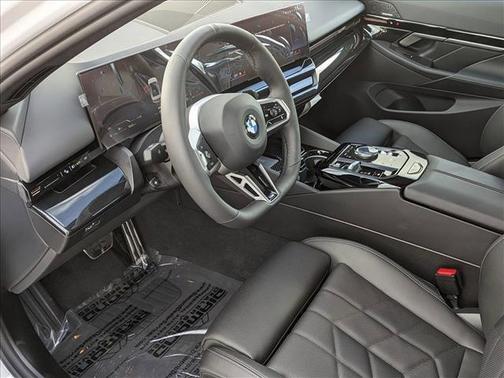 2025 BMW 530 i xDrive