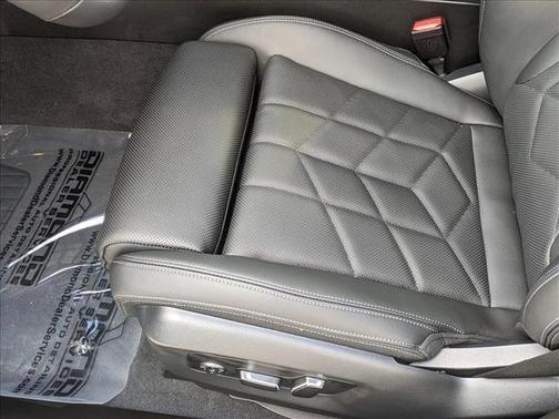 2025 BMW 530 i xDrive