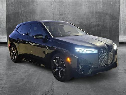 2025 BMW iX xDrive50