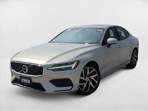 2019 Volvo S60 T6 Momentum