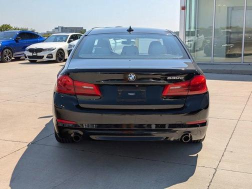 2019 BMW 530e xDrive iPerformance