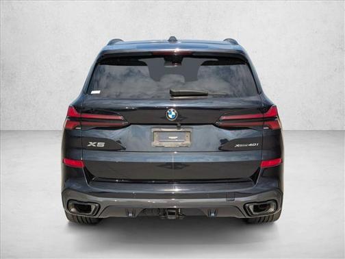 Carbon Black Metallic 2024 BMW X5 xDrive40i