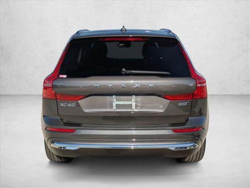 2022 Volvo XC60 B5 Inscription