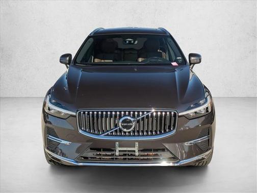 2022 Volvo XC60 B5 Inscription