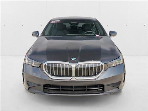 2024 BMW 530 i xDrive
