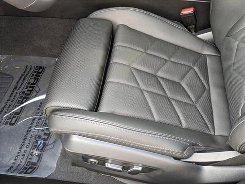 2025 BMW 530 i xDrive