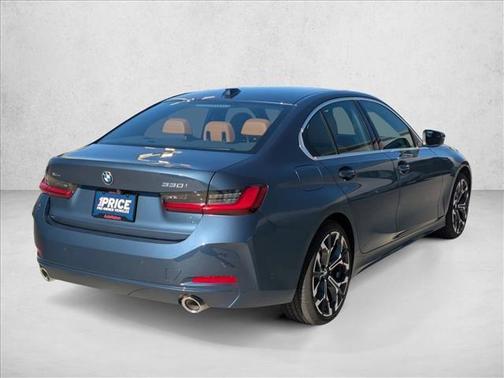 2025 BMW 330 i xDrive