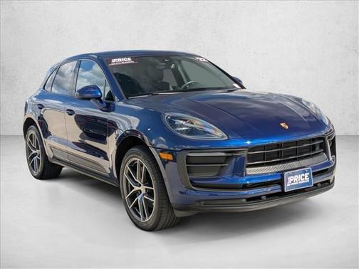 2022 Porsche Macan Base