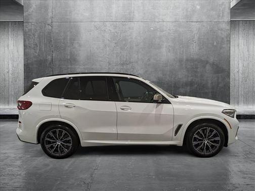 2020 BMW X5 M50i