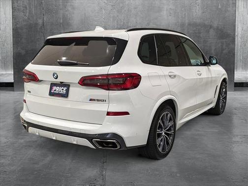 2020 BMW X5 M50i