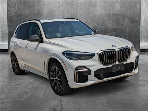 2020 BMW X5 M50i
