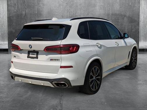 2020 BMW X5 M50i