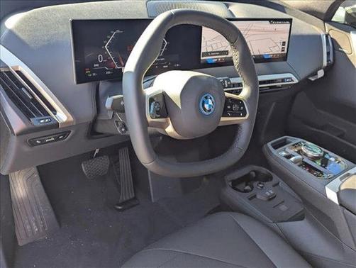 2025 BMW iX xDrive50