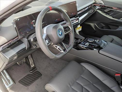 2024 BMW i5 M60