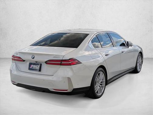 2025 BMW 530 i xDrive