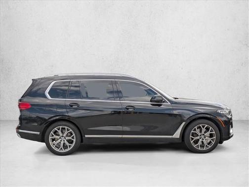 Black Sapphire Metallic 2019 BMW X7 xDrive40i