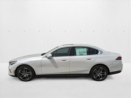 2025 BMW i5 xDrive40