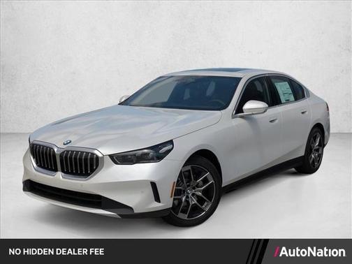 Mineral White Metallic 2027 BMW 530 i xDrive