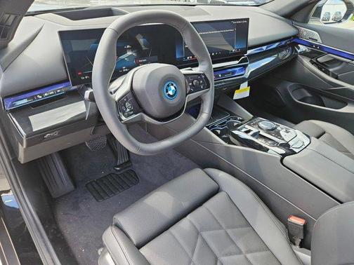 2026 BMW i5 xDrive40