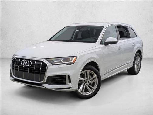2023 Audi Q7 55 Premium Plus