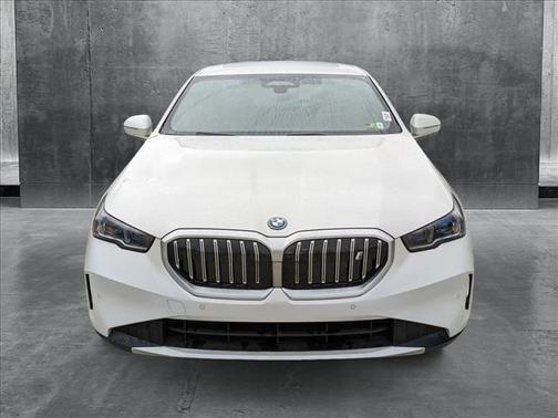 2024 BMW i5 eDrive40