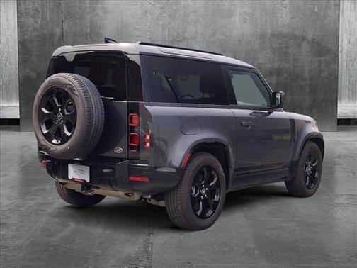 2022 Land Rover Defender 90 X-Dynamic HSE