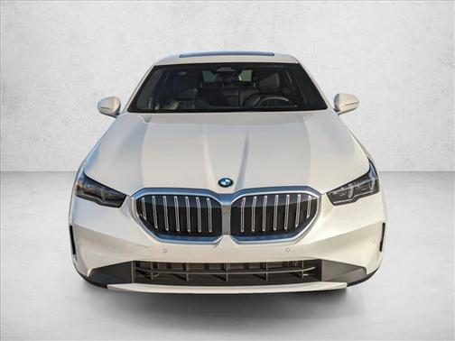 2025 BMW 530 i xDrive