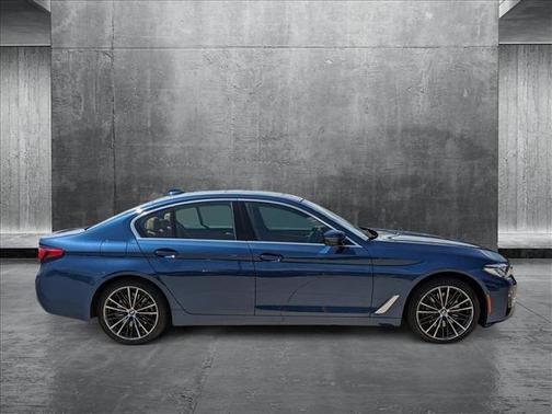 2022 BMW 540 i xDrive